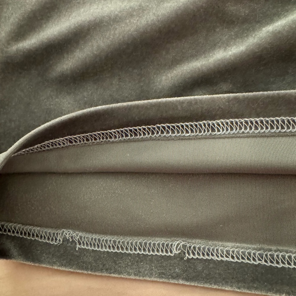 Grey Velvet Fashion Brand Company Logo Tank - Picture 4 of 6